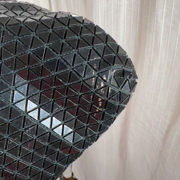 Veneto | Women’s | Bags | One Size | Vintage Black Textile Mesh Mini Clutch Bag - Picture 5 of 6